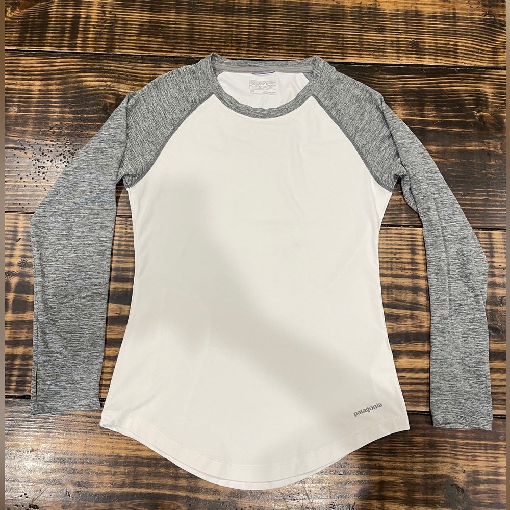 Patagonia women’s Tropic Comfort sun shirt size XS